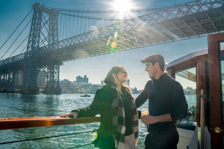new-york-city-champagne-and-cheese-pairing-cruise