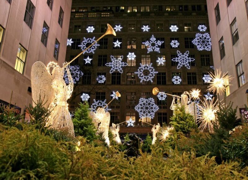 New York City: Christmas Holiday Tour of Manhattan - Exploring the Itinerary
