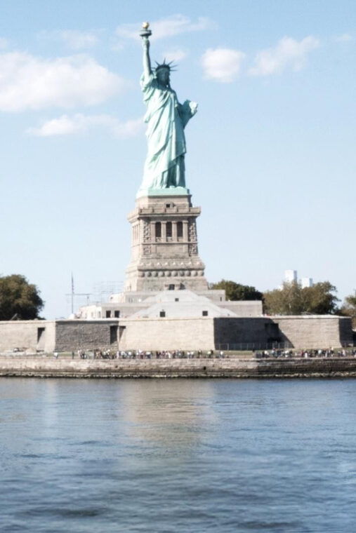 new-york-city-discover-pass-with-hop-on-hop-off-bus-tour