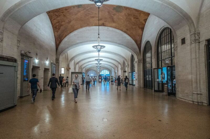 new-york-city-french-grand-central-station-guided-tour