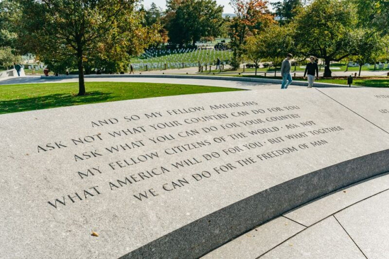 new-york-city-full-day-washington-dc-city-highlights-tour