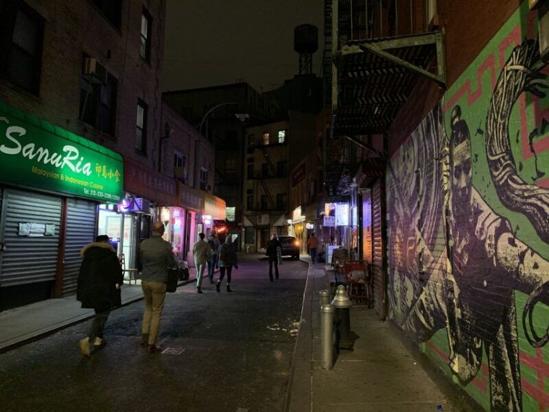new-york-city-gangsters-and-ghosts-2-hour-walking-tour