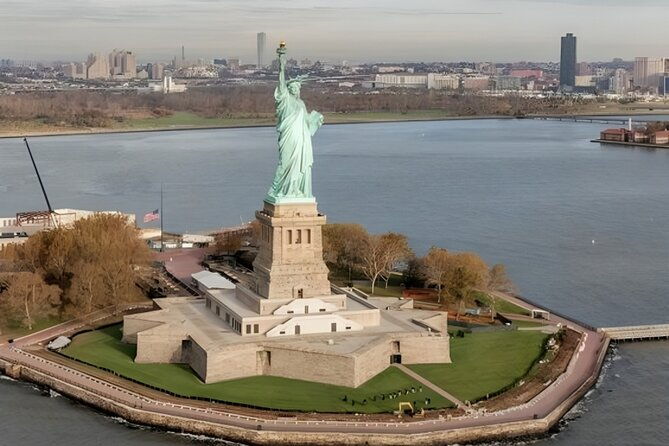 new-york-city-half-day-walking-tour-with-a-guide