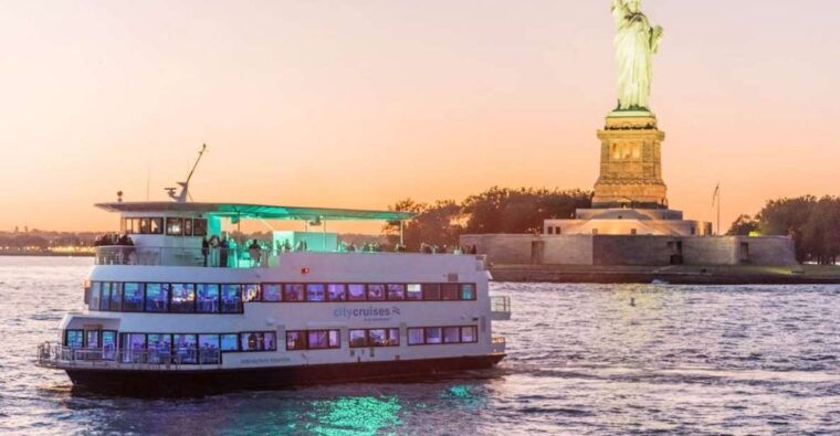 new-york-city-harbor-cruise-with-brunch-buffet-from-pier-15