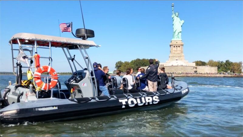 new-york-city-harbor-speedboat-tour