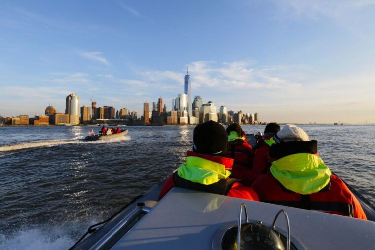 new-york-city-harbor-speedboat-tour