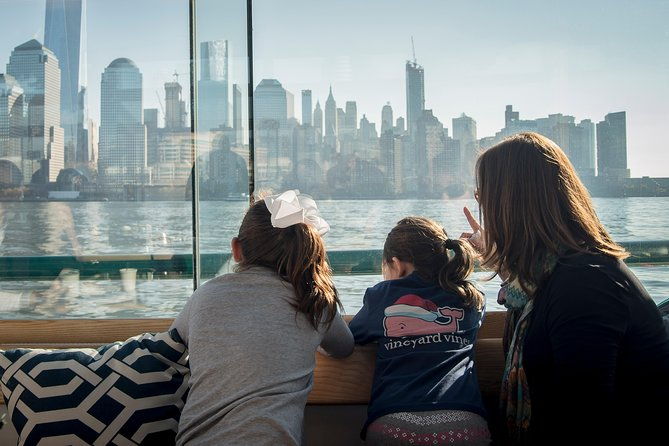 new-york-city-holiday-brunch-cruise-on-classic-boat