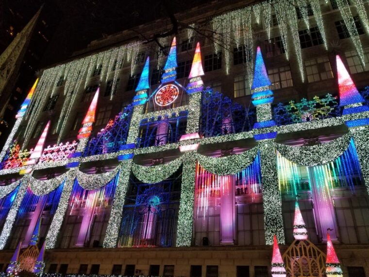 new-york-city-holiday-lights-extravaganza-walking-tour