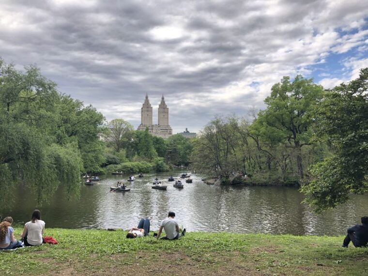 new-york-city-horse-carriage-ride-through-central-park
