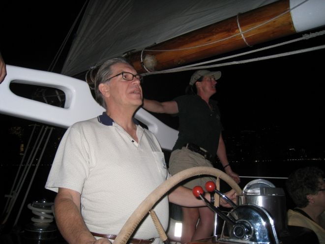 new-york-city-lights-schooner-cruise