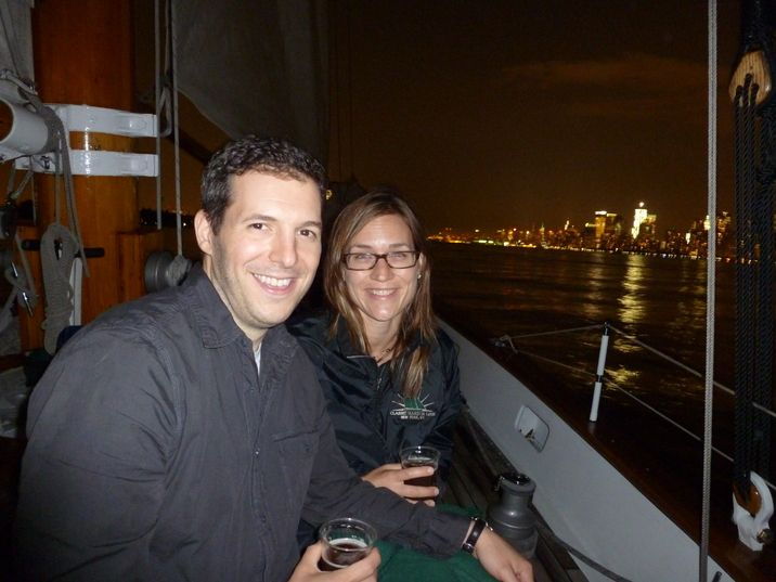 new-york-city-lights-schooner-cruise