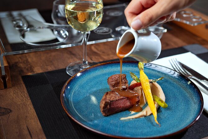 new-york-city-luxury-4-course-lunch-bus-tour