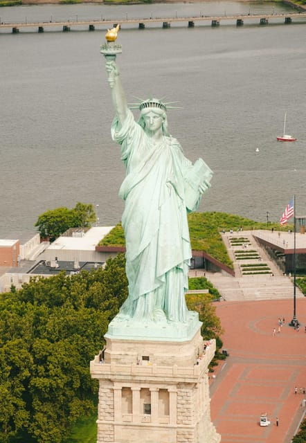 new-york-city-midtown-manhattan-highlights-minivan-tour