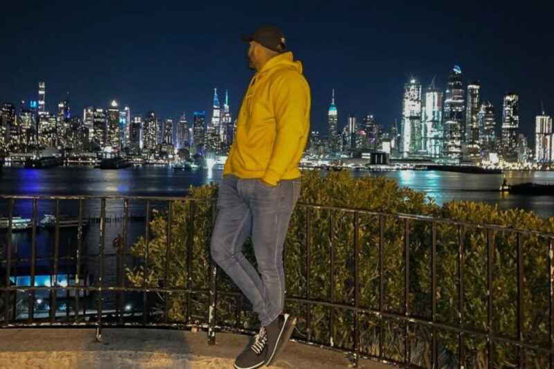 New York City: Night Skyline Bus Tour with Pizza Slice - Practical Tips for Travelers