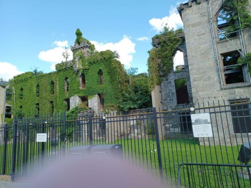 new-york-city-roosevelt-island-walking-tour-with-tram-ride