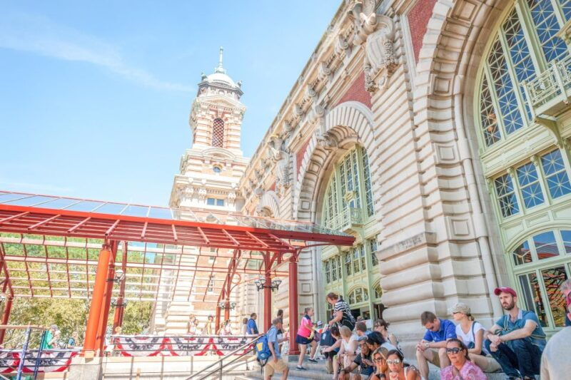 new-york-city-statue-of-liberty-ellis-island-with-ferry