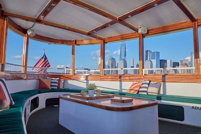 new-york-city-sunset-cocktail-cruise-on-small-yacht
