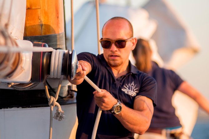 new-york-city-sunset-sail-to-the-statue-of-liberty