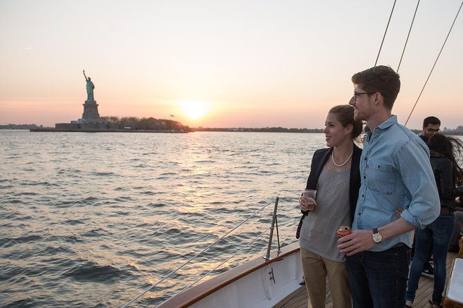 new-york-city-sunset-sail-to-the-statue-of-liberty