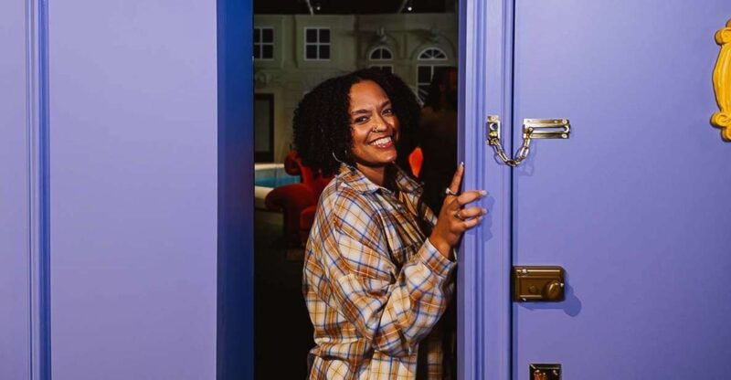 new-york-city-the-friends-experience-entry-ticket