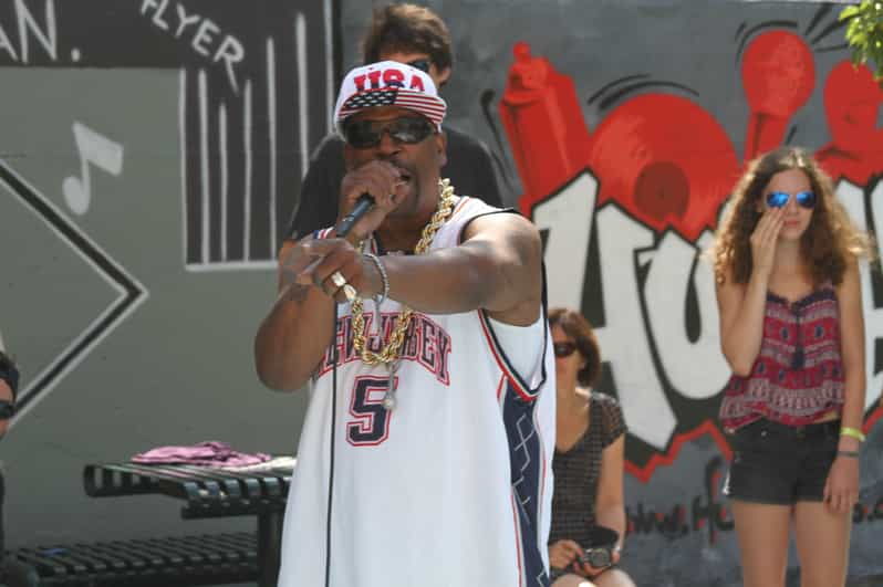 new-york-city-walk-this-way-harlem-hip-hop-walking-tour