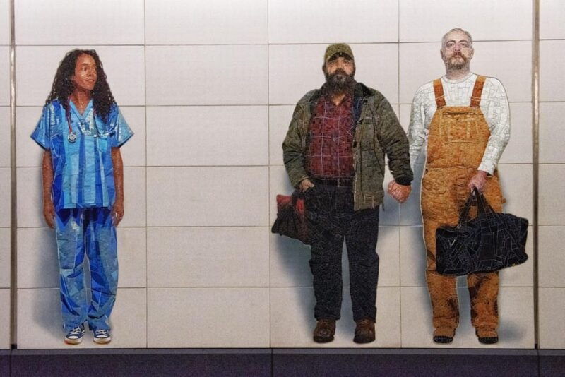 new-york-citysubway-stations-murals-and-people-photo-tour