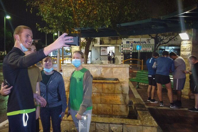 new-york-escape-room-game-outdoor-treasure-hunt