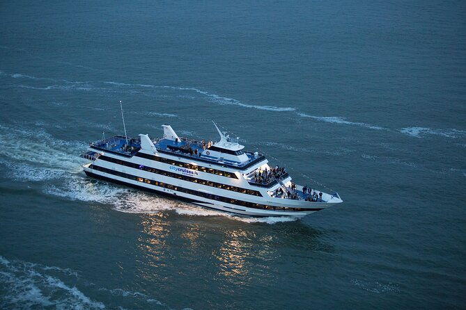new-york-fathers-day-dinner-buffet-cruise