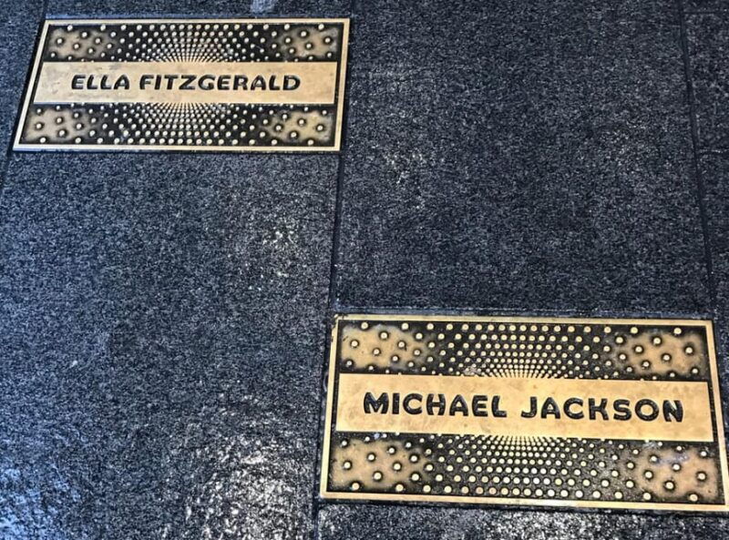 new-york-harlem-gospel-walking