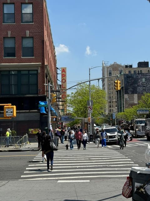new-york-harlem-gospel-walking