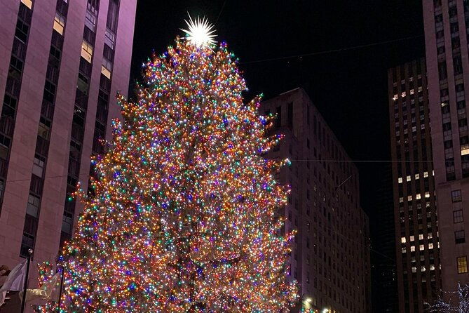 new-york-holiday-lights-and-sights-walking-tour