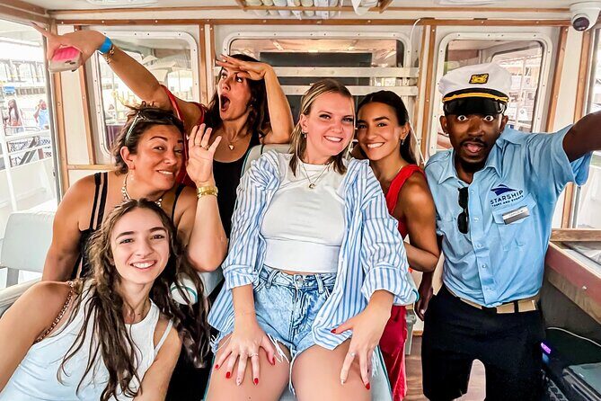 New York Hop On Hop Off Bus Tour with Cityscape Cruise - Who Should Consider This Tour?