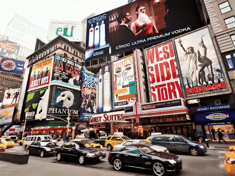 new-york-must-see-attractions-walking-tour-with-a-guide