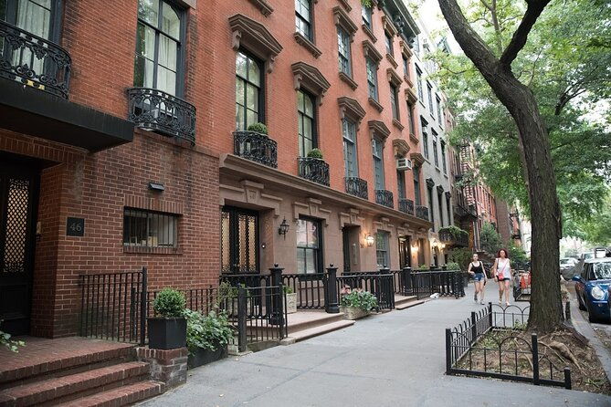 new-york-private-walking-food-tour-with-secret-food-tours