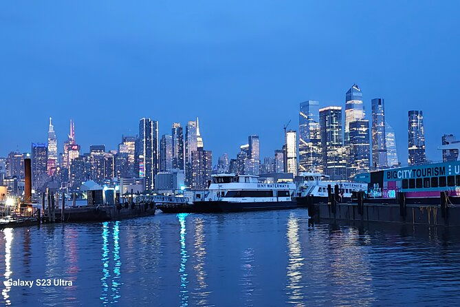 new-york-skyline-magic-private-tour-with-a-real-local