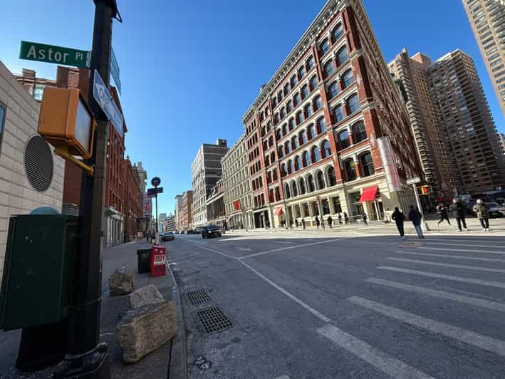 New York Soho and the Village Art and Architecture Tour - FAQ