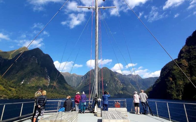 New Zealand: Guided 47-Day South Island Tour with Camping - Exploring the 47-Day South Island Camping Tour in New Zealand