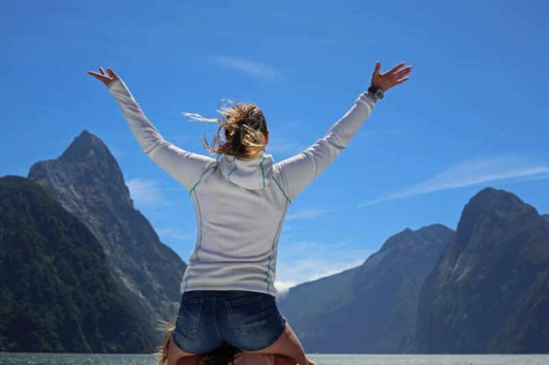 New Zealand: South Island Hop-On Hop-Off Pass - Comfort, Convenience, and Guides: What Adds Value?