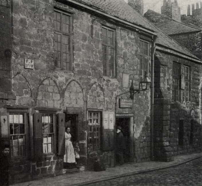 Newcastle: Blackfriars History Tour, Lunch & Sparkling Wine - Key Points