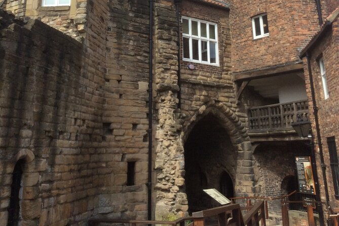newcastle-upon-tyne-day-walking-tour-toon-tours