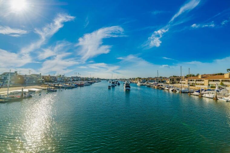 newport-beach-champagne-and-brunch-buffet-cruise