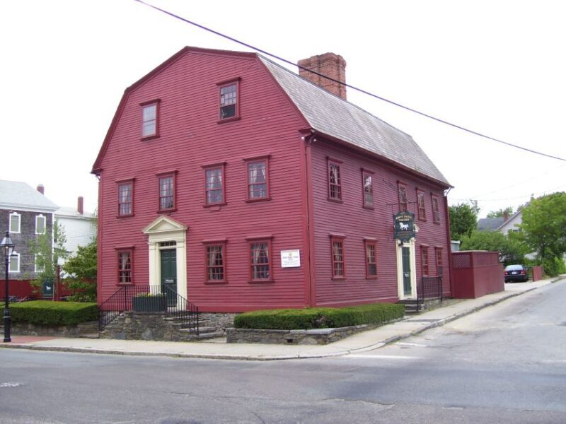Newport: Historic District Ghosts Guided Walking Tour - What Stops and Stories Await?