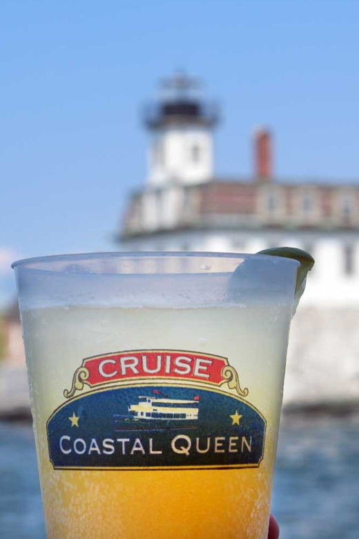 newport-ri-lighthouse-and-mimosa-cruise