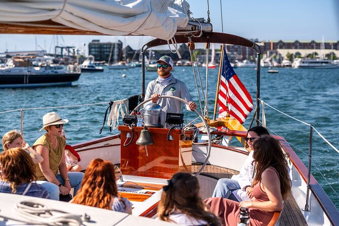 newport-sightseeing-day-sailing-experience-on-schooner-adirondack-2