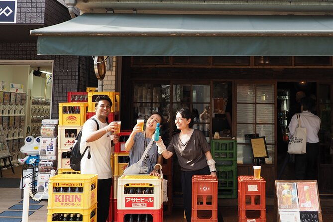 nezu-shrine-and-yanaka-afternoon-downtown-walking-tour