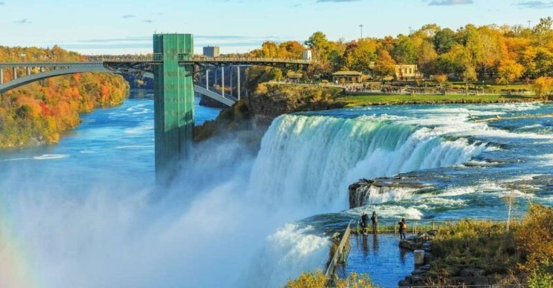 nf-usa-maid-of-the-mist-cave-of-the-winds-hotel-pickup
