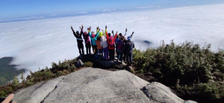ngu-chi-son-mountain-hiking