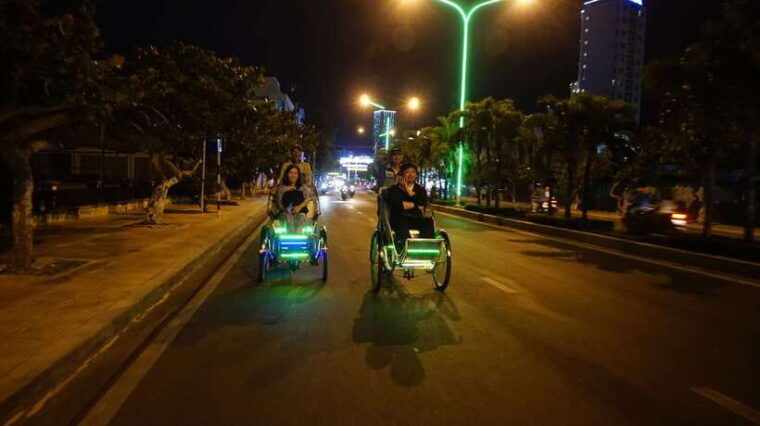 nha-trang-after-dark-by-cyclo-pedicab