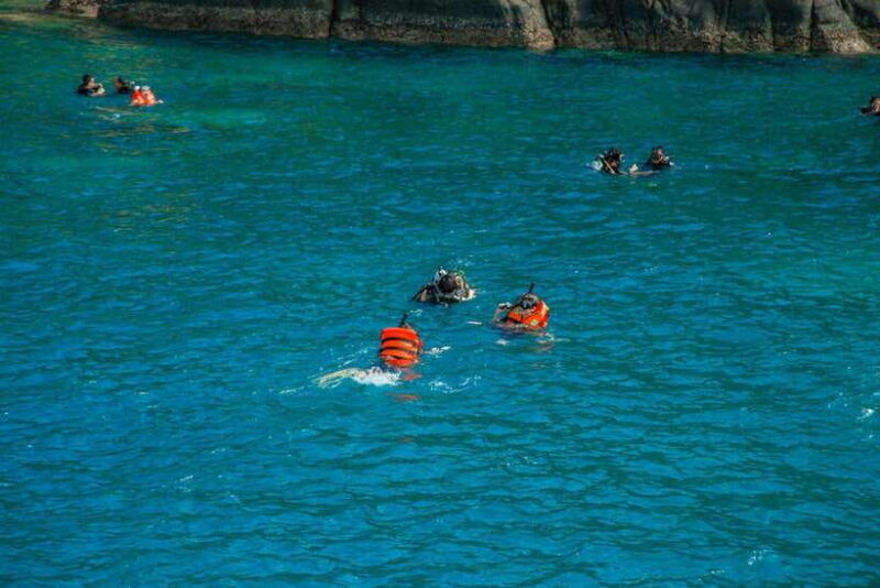 nha-trang-fantastic-tour-snorkeling-bbq-at-mini-beach