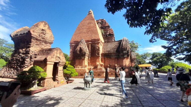 nha-trang-half-day-private-city-tour-with-hotel-transfers